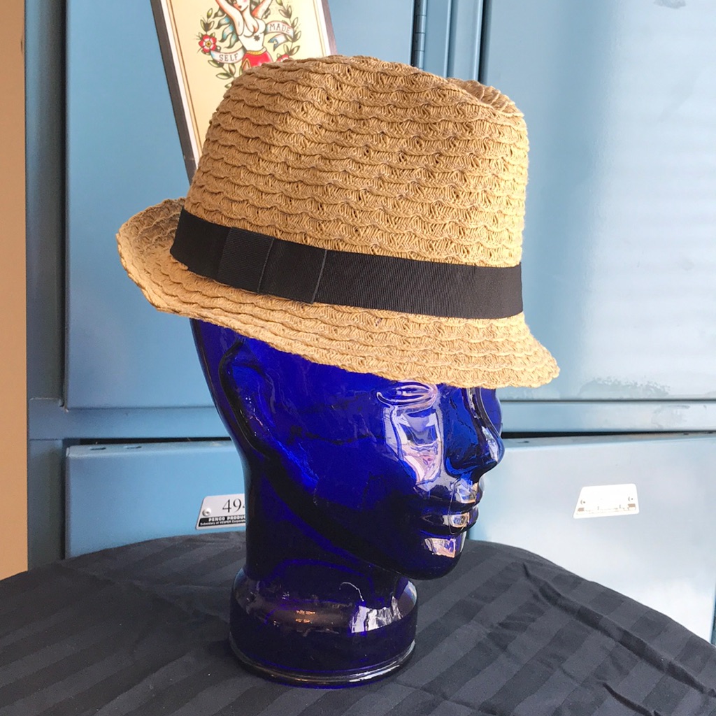 Apt 9 Hat